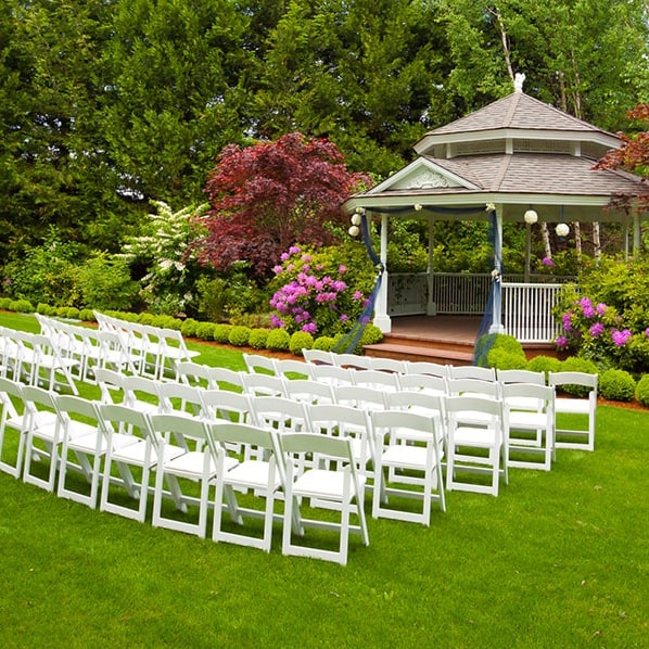 nuestros baños de renta para fiestas son portátiles y no requieren de instalación especial